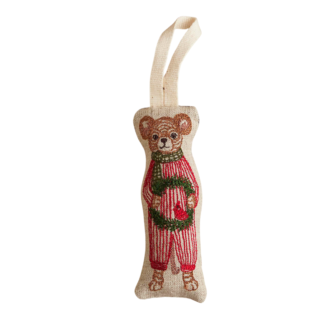 Coral and Tusk Mouse with Wreath Ornament