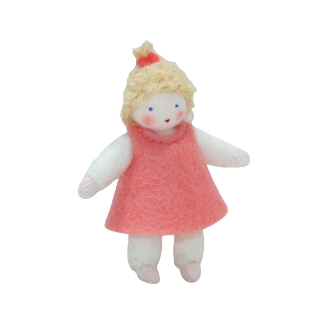 Coral Holiday Helper Girl · Blonde