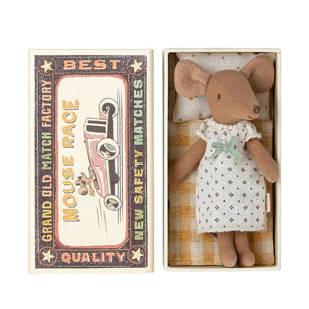 Maileg Matchbox Mouse · Big Sister in Nightgown